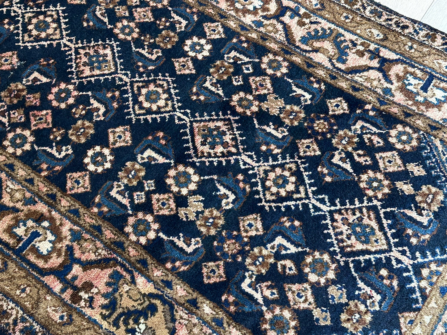 Antik Orientteppich handgeknüpft Malayer Naturfarben 165x105 cm