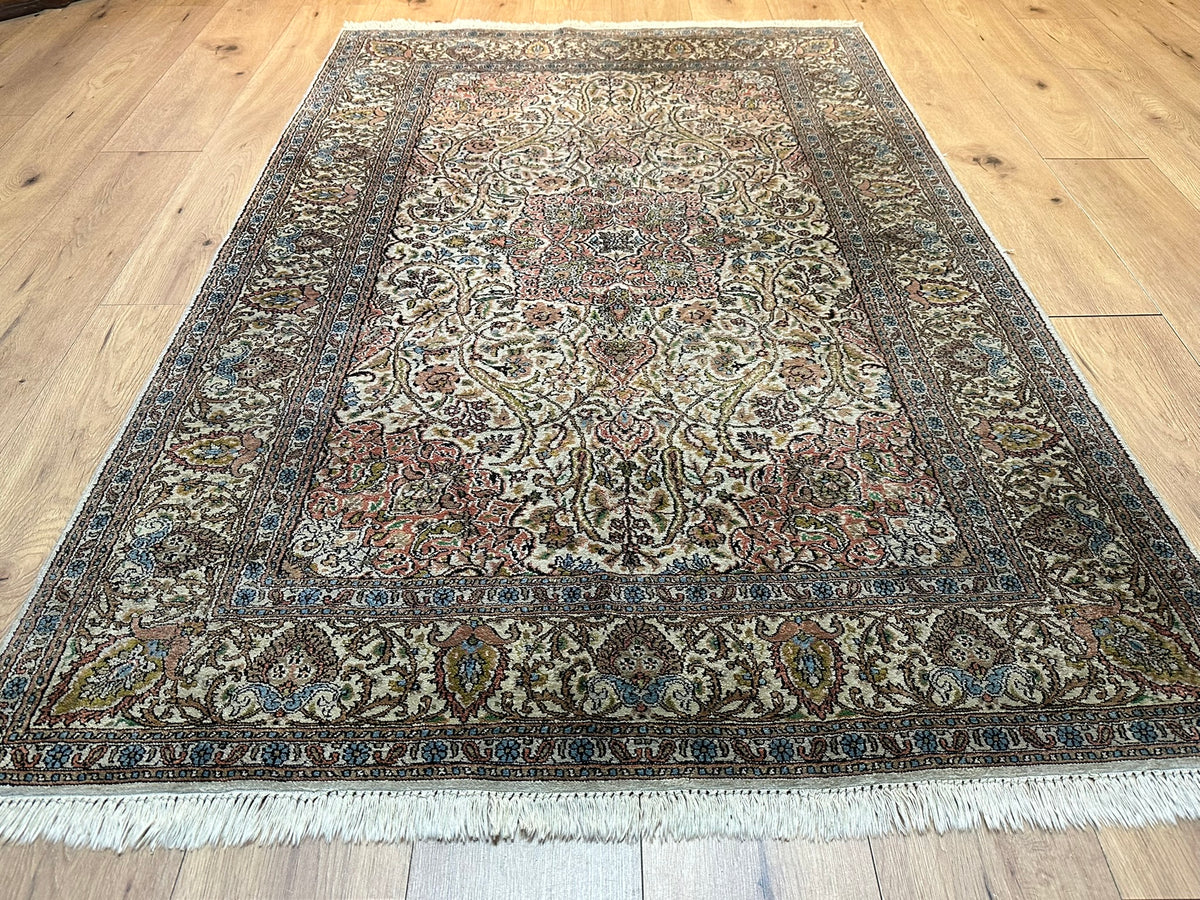 Orientteppich handgeknüpft Kaschmir Seide 190x125 cm