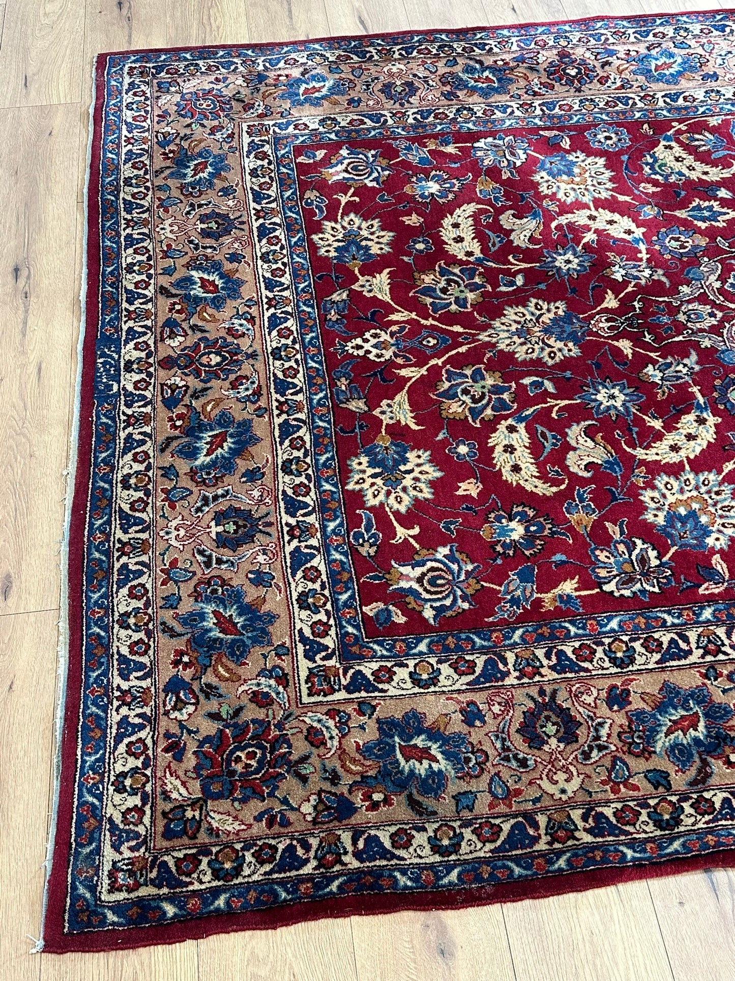 Orientteppich handgeknüpft Isfahan Korkwolle 300x200 cm