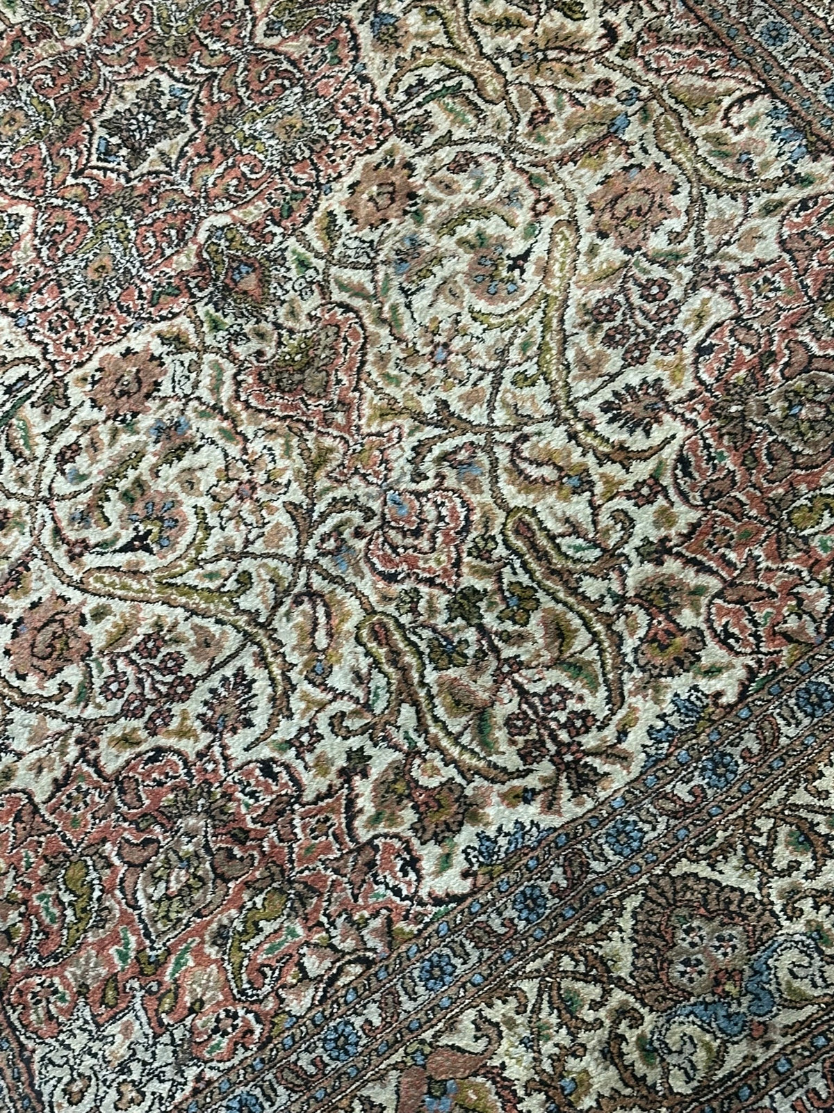 Orientteppich handgeknüpft Kaschmir Seide 190x125 cm
