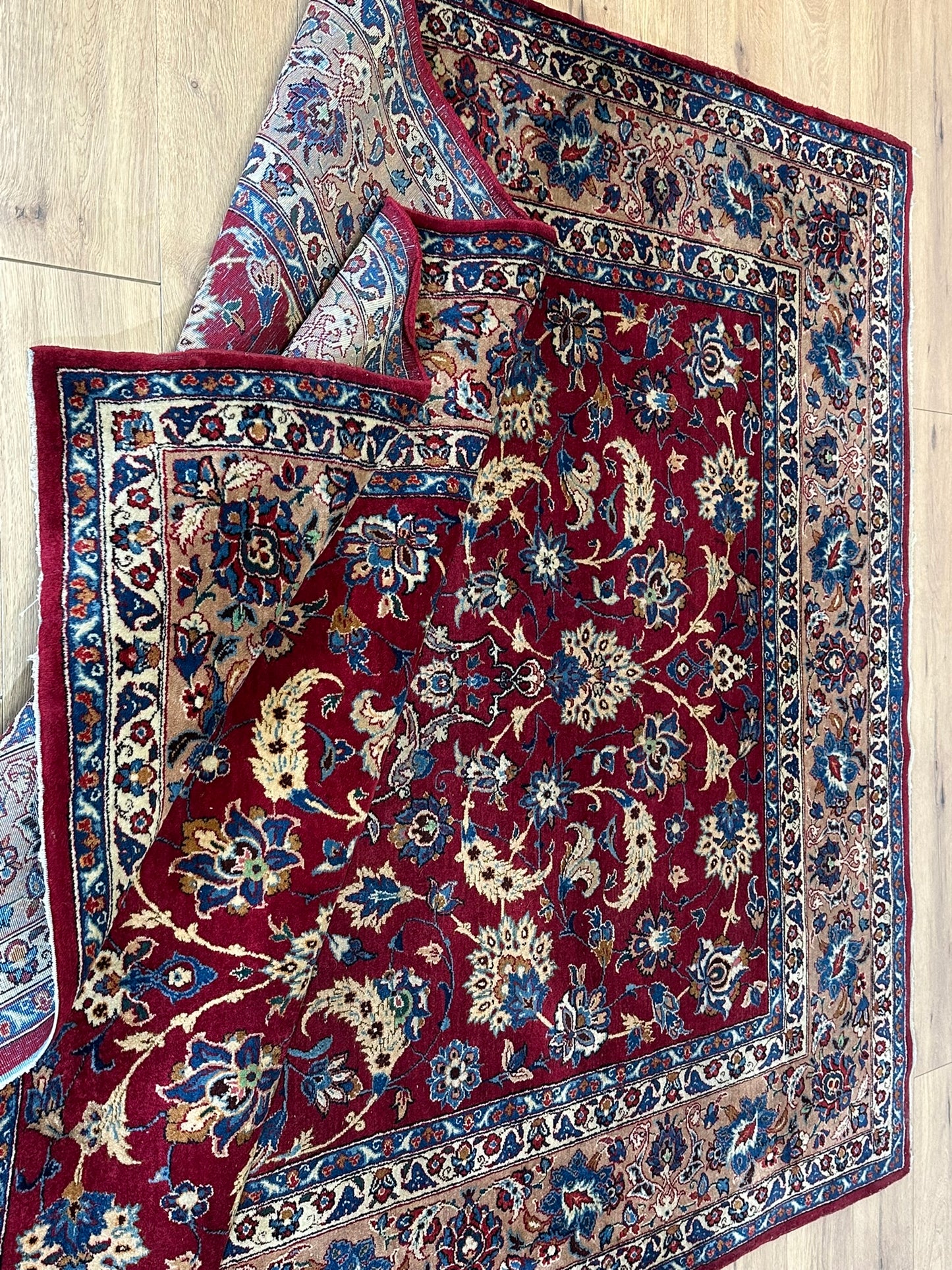 Orientteppich handgeknüpft Isfahan Korkwolle 300x200 cm