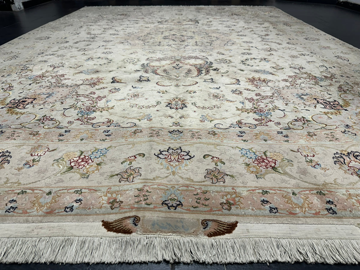 Orientteppich handgeknüpft Täbriz 355x255 cm