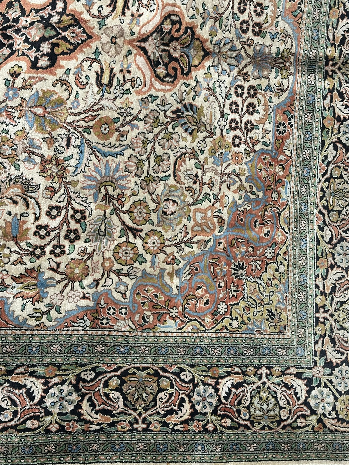 Orientteppich handgeknüpft Kaschmir Seide 305x201 cm