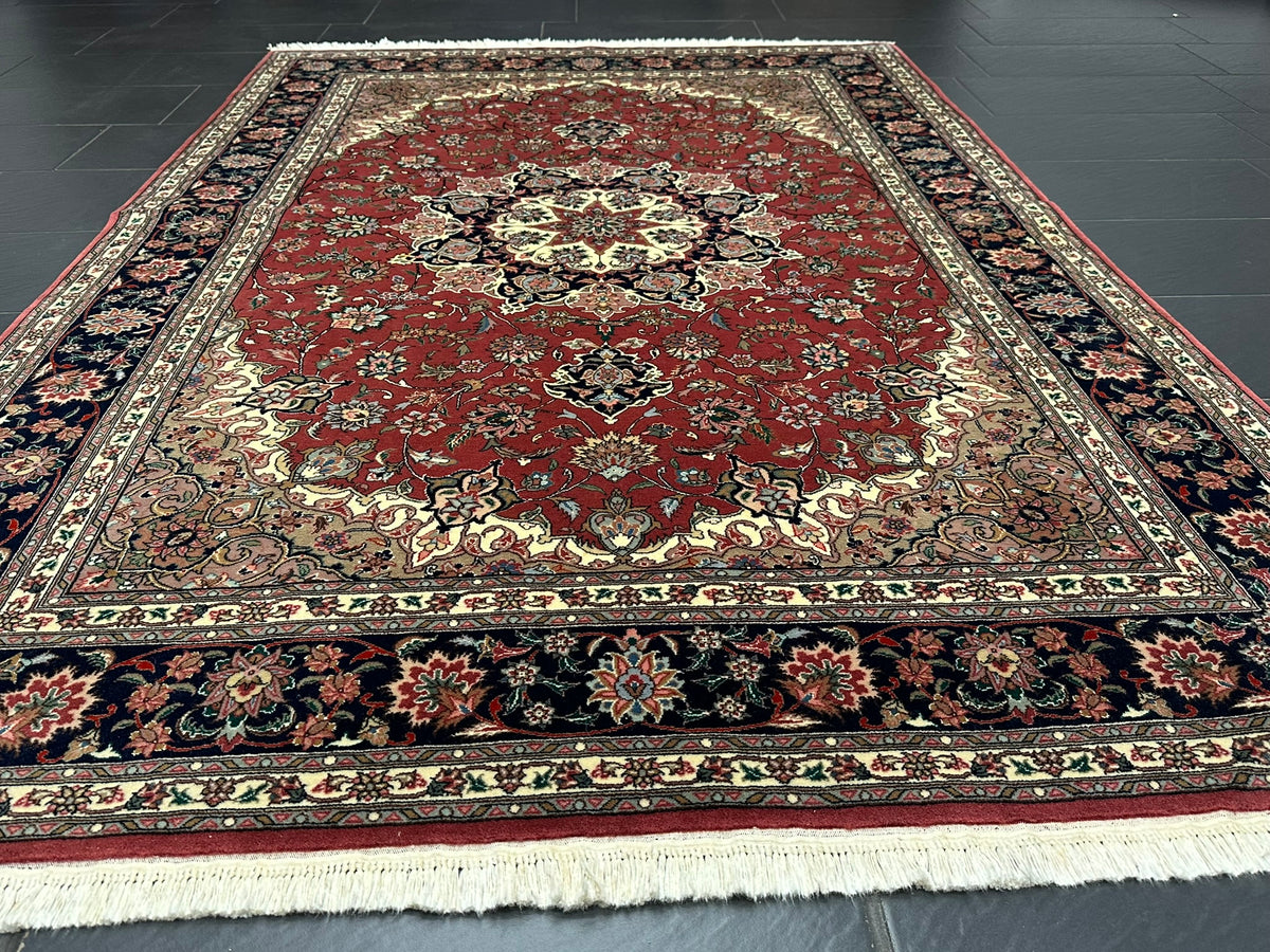 Orientteppich handgeknüpft Täbriz 245x170 cm