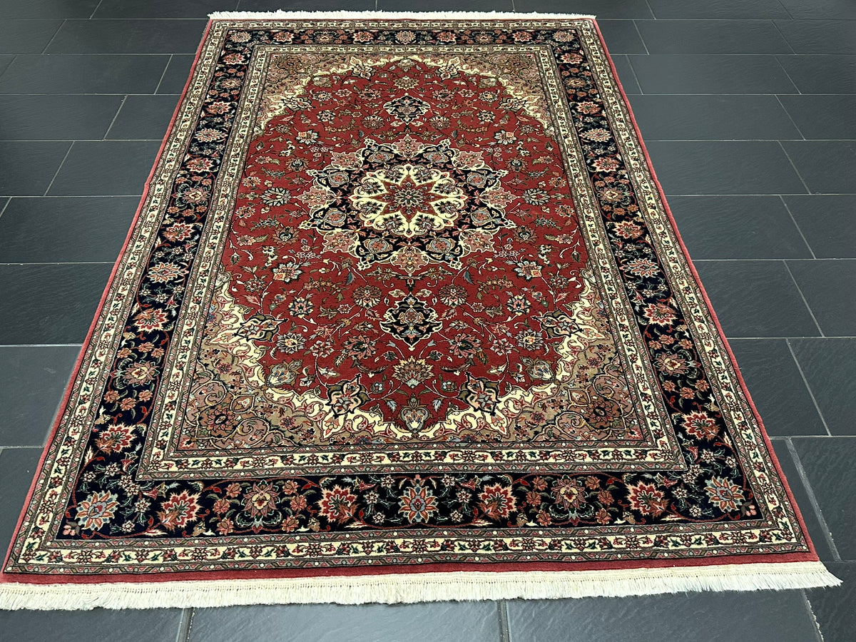 Orientteppich handgeknüpft Täbriz 245x170 cm