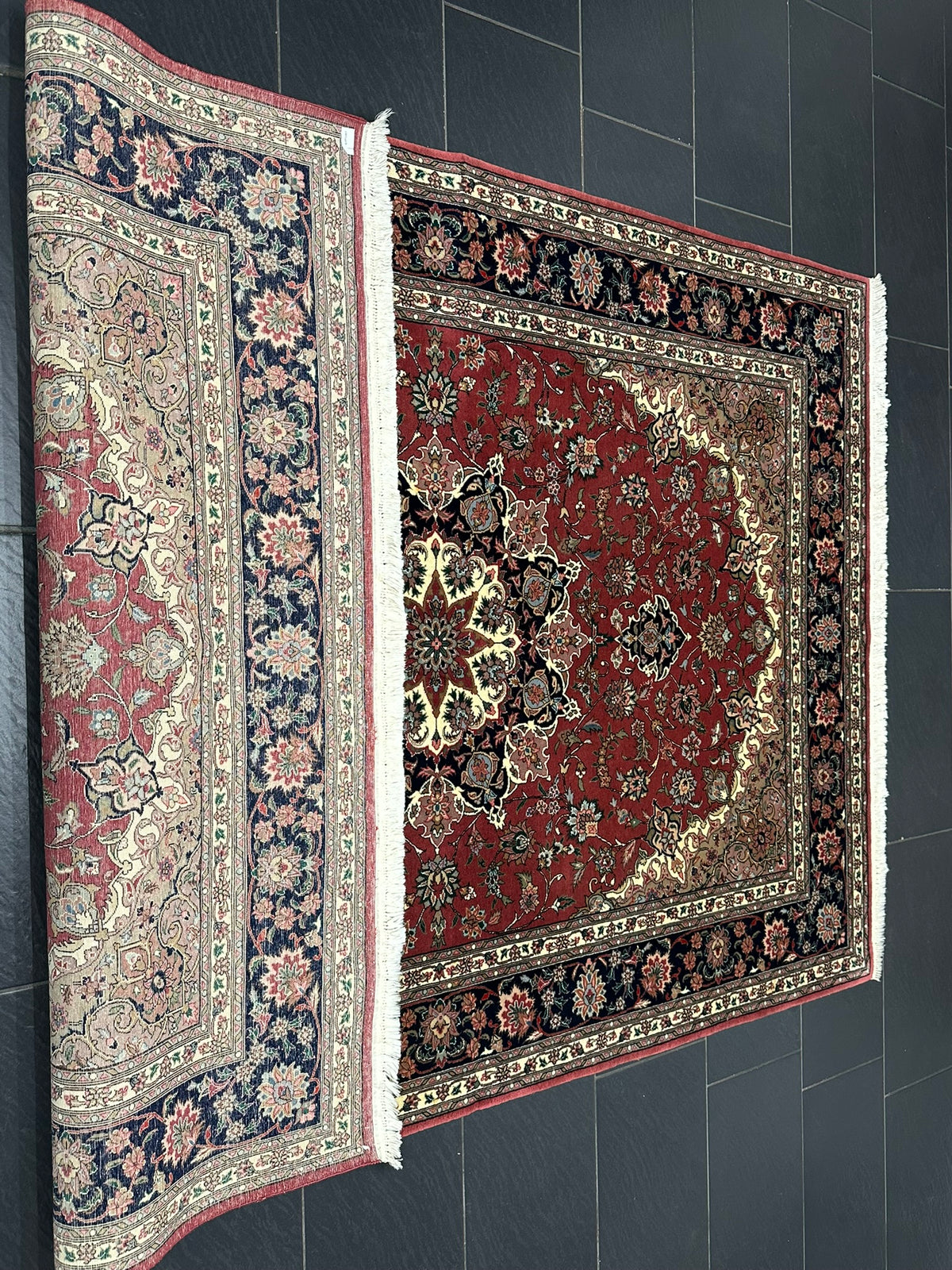 Orientteppich handgeknüpft Täbriz 245x170 cm