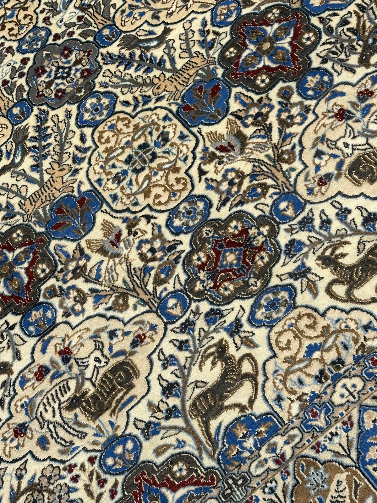 Orientteppich handgeknüpft Nain mit Seide 270x170 cm