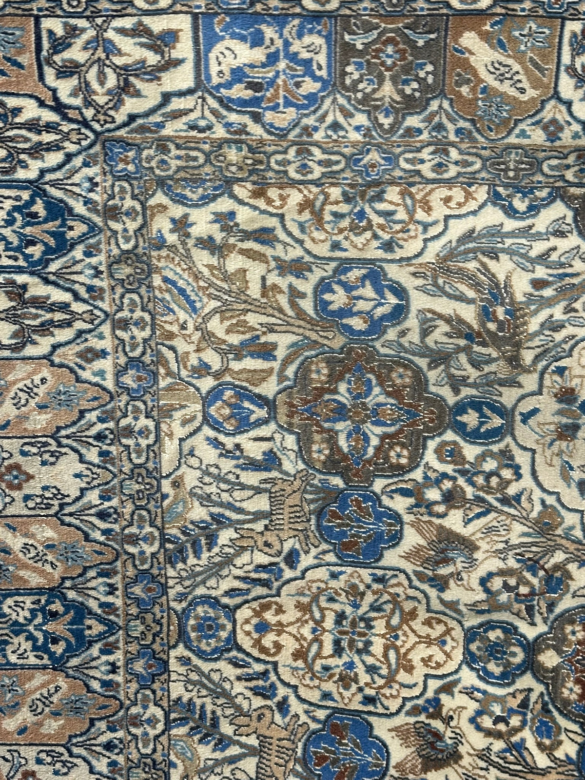 Orientteppich handgeknüpft Nain mit Seide 270x170 cm