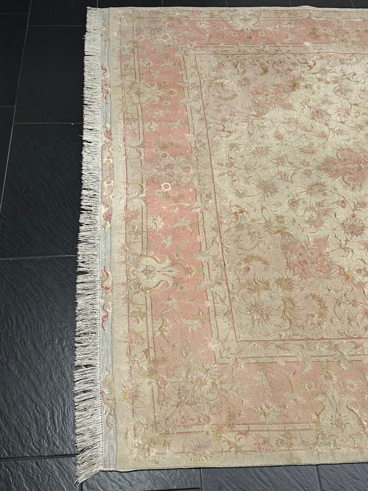 Orientteppich handgeknüpft Täbriz 315x200 cm