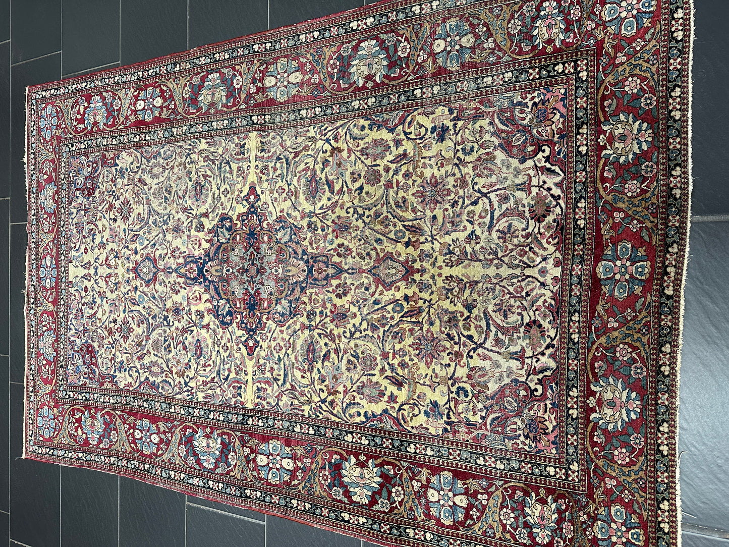 Antiker Handgeknüpfter Perser Orientteppich Isfahan Korkwolle Teppich 212x138 cm