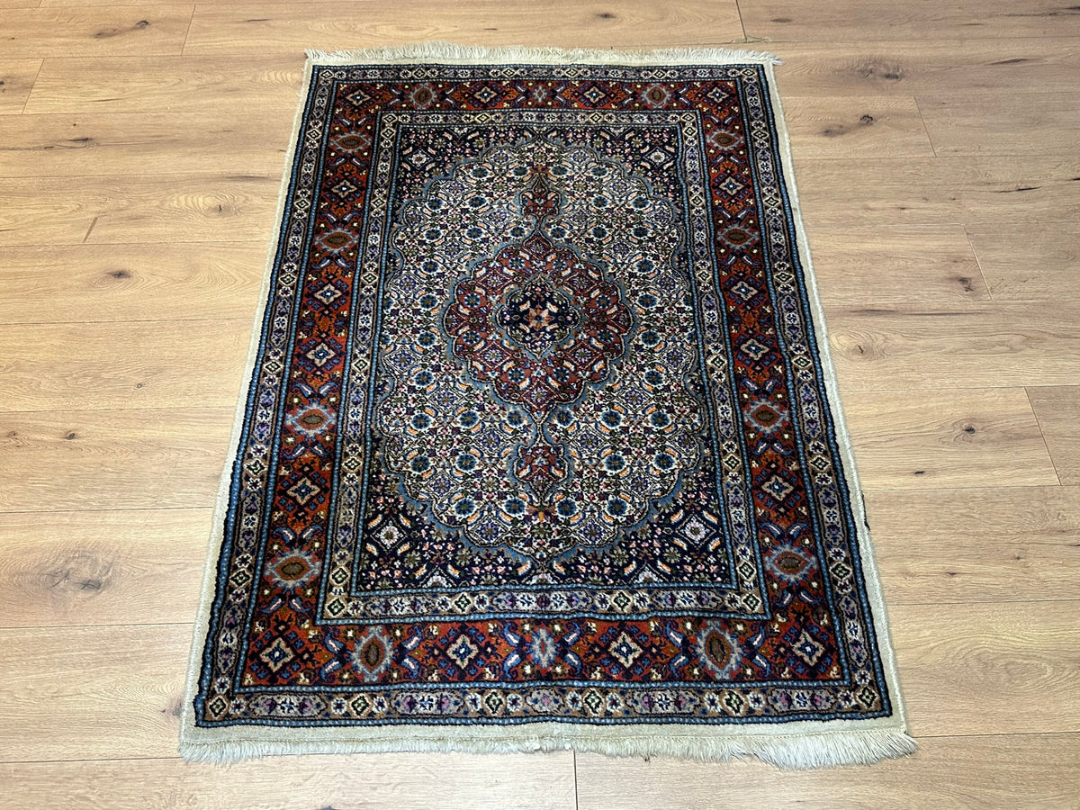 Orientteppich handgeknüpft Moud mit Seide 150x100 cm