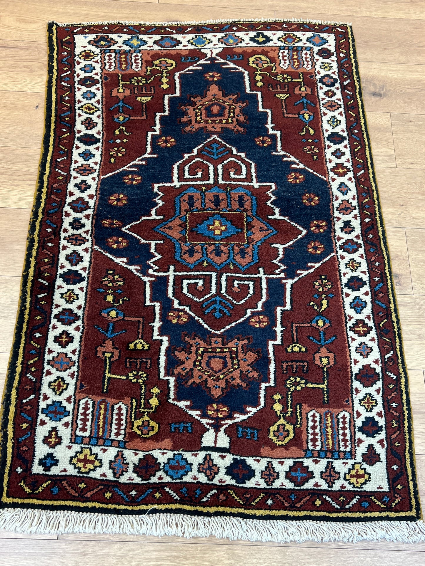 Handgeknüpfter Perser Orientteppich - Bachtiar 92x145 cm