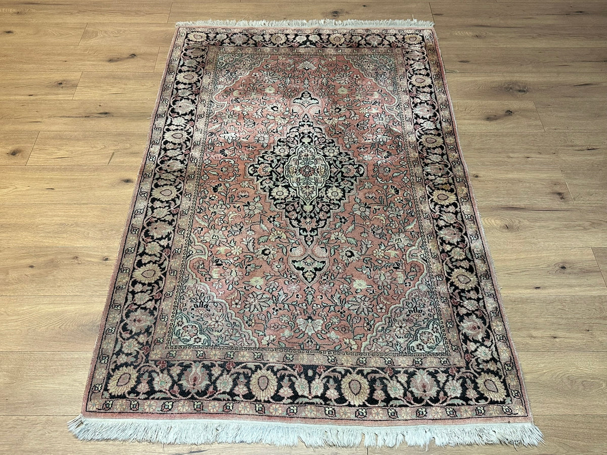 Orientteppich handgeknüpft Kaschmir Ghom Seide 190x125 cm