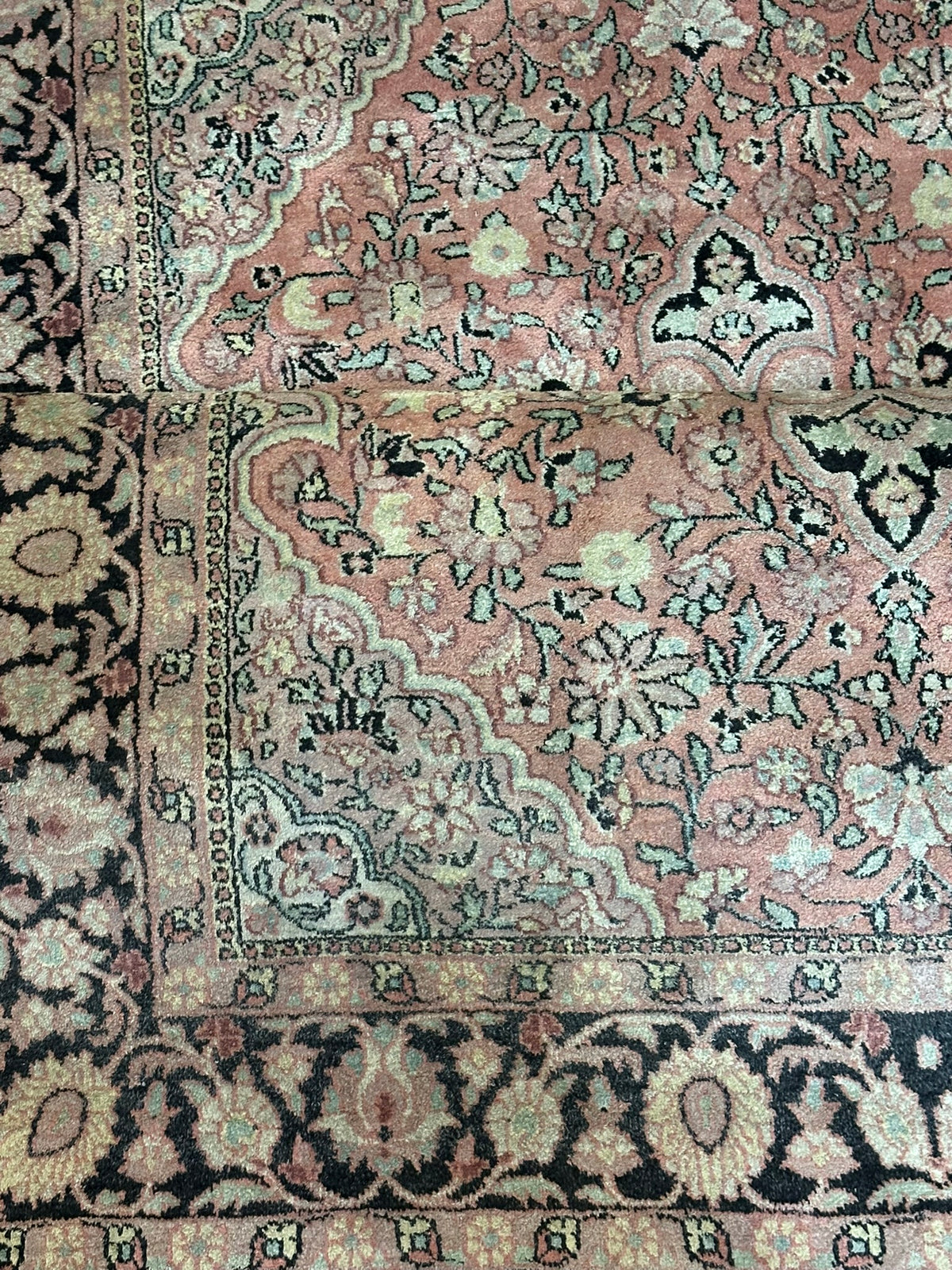 Orientteppich handgeknüpft Kaschmir Ghom Seide 190x125 cm