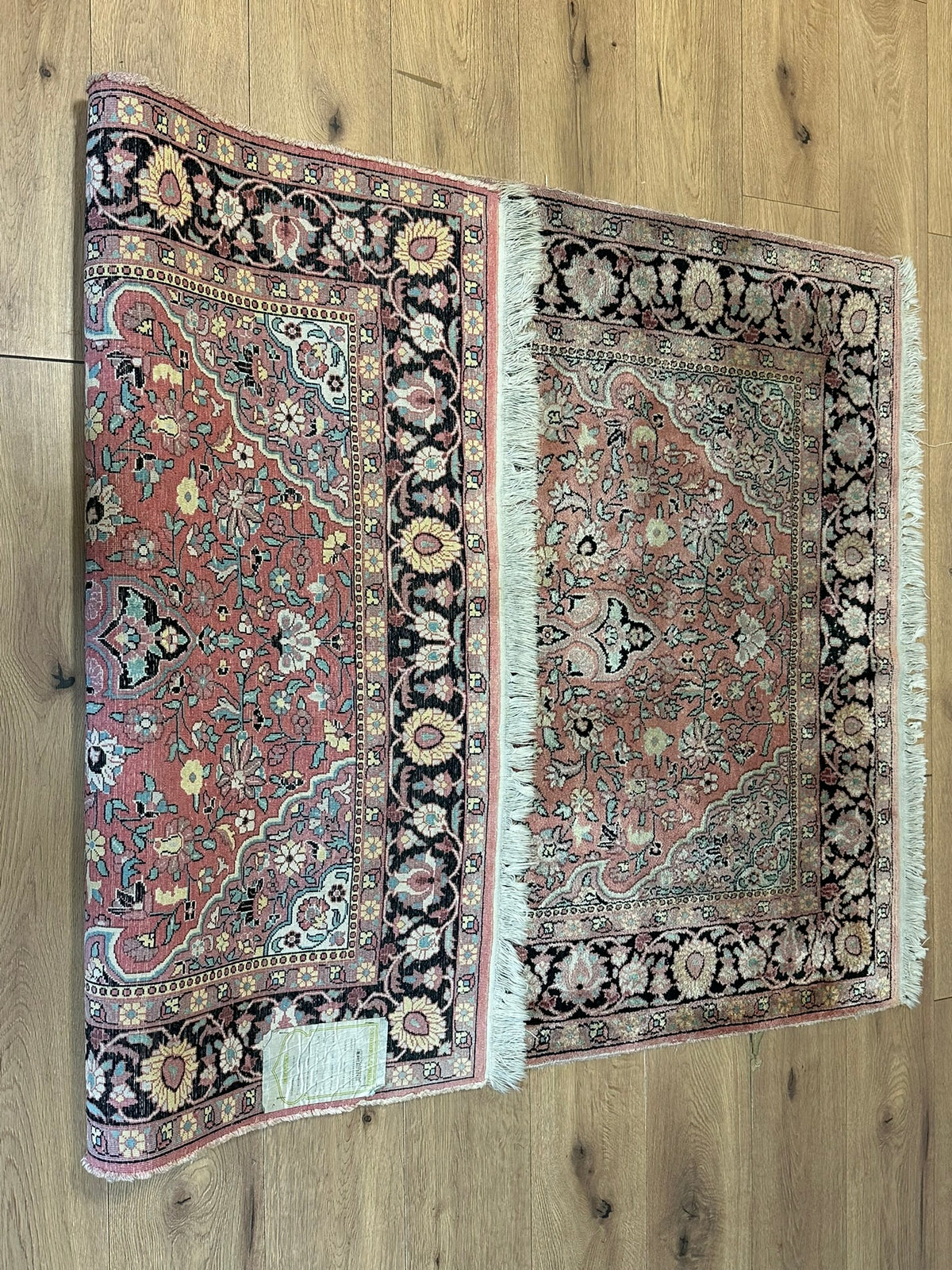 Orientteppich handgeknüpft Kaschmir Ghom Seide 190x125 cm