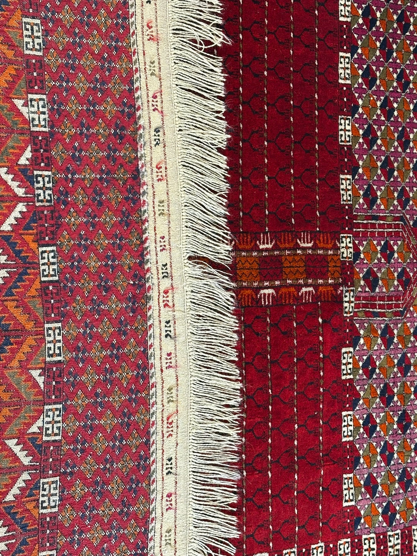 Antik Orientteppich handgeknüpft Jomut Buchara Naturfarben195x135 cm