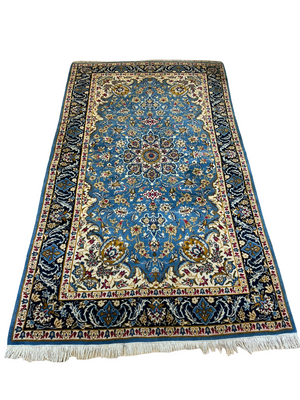 Orientteppich handgeknüpft Isfahan Korkwolle 250x145 cm