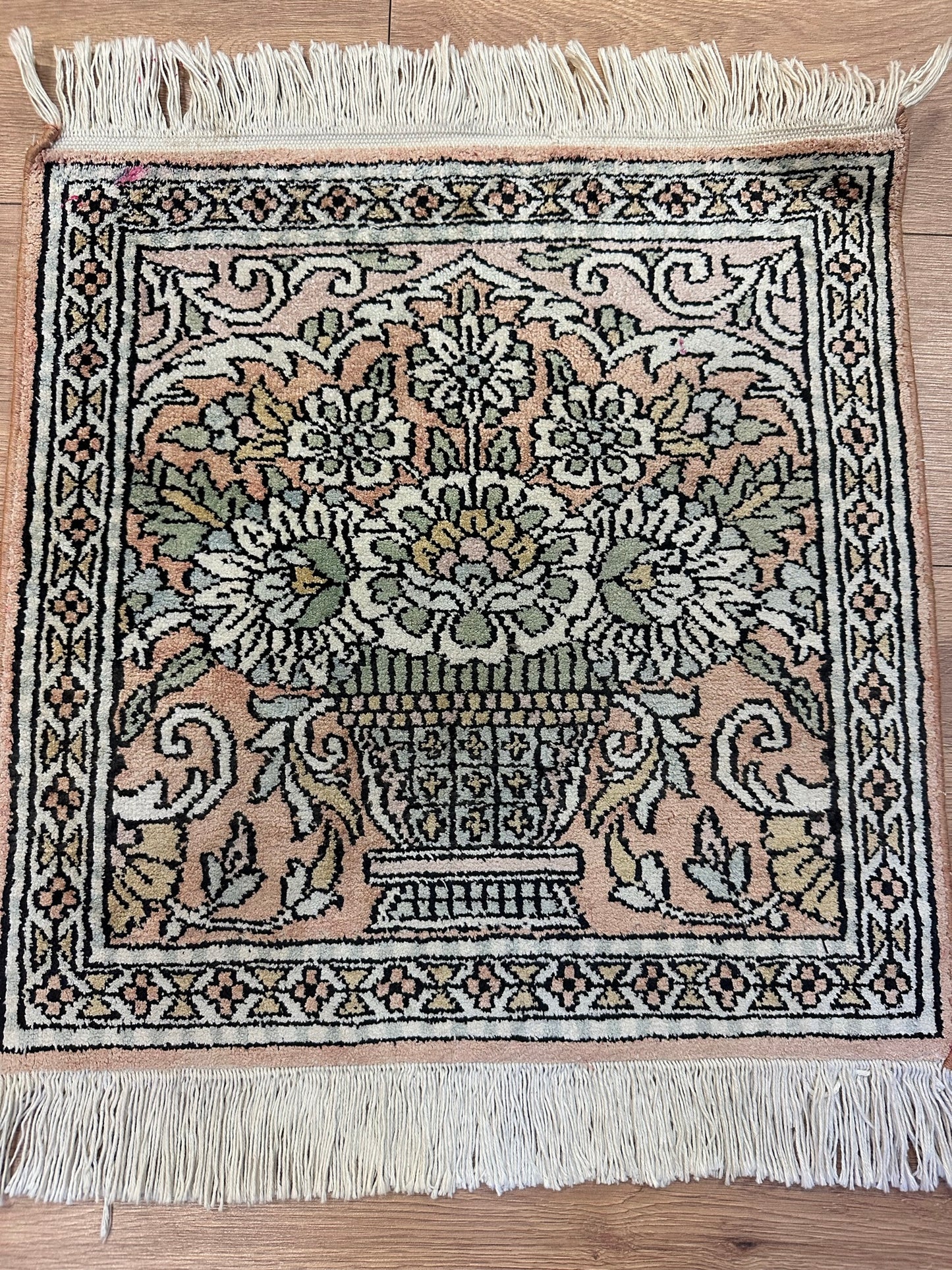 Handgeknüpfter Orientteppich Kaschmir Seide mit Lebensbaum Muster 50x50cm