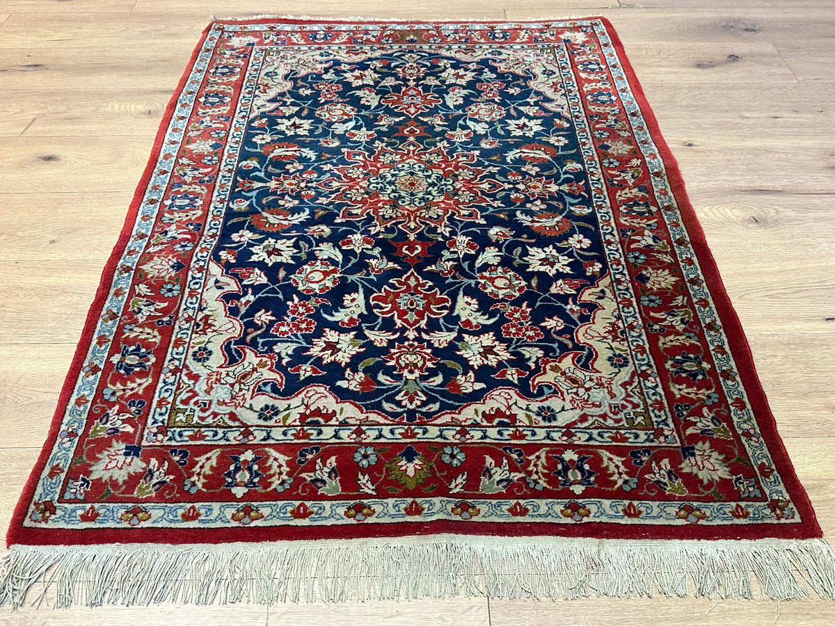 Orientteppich handgeknüpft Isfahan Kork fein 143x105 cm