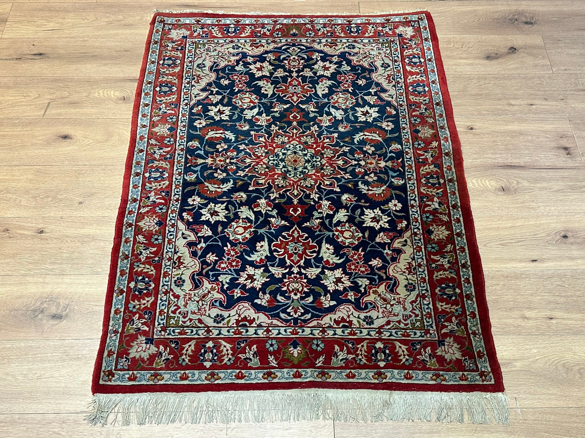 Orientteppich handgeknüpft Isfahan Kork fein 143x105 cm