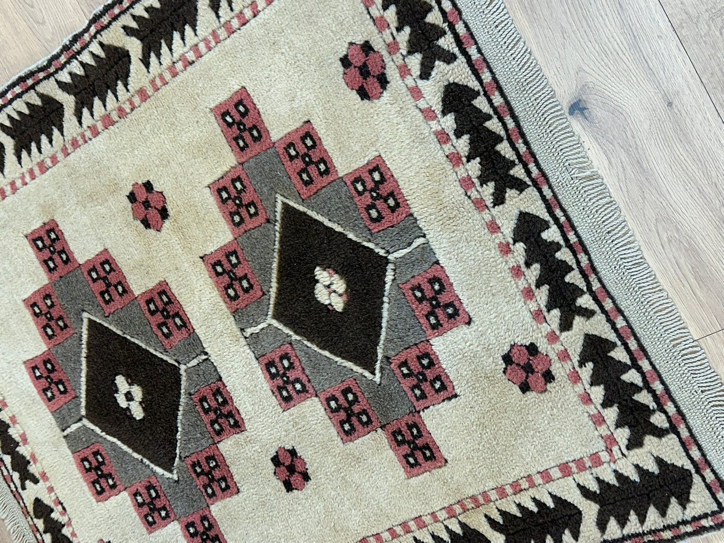 Handgeknüpfter Kazak Orientteppich 123x113cm