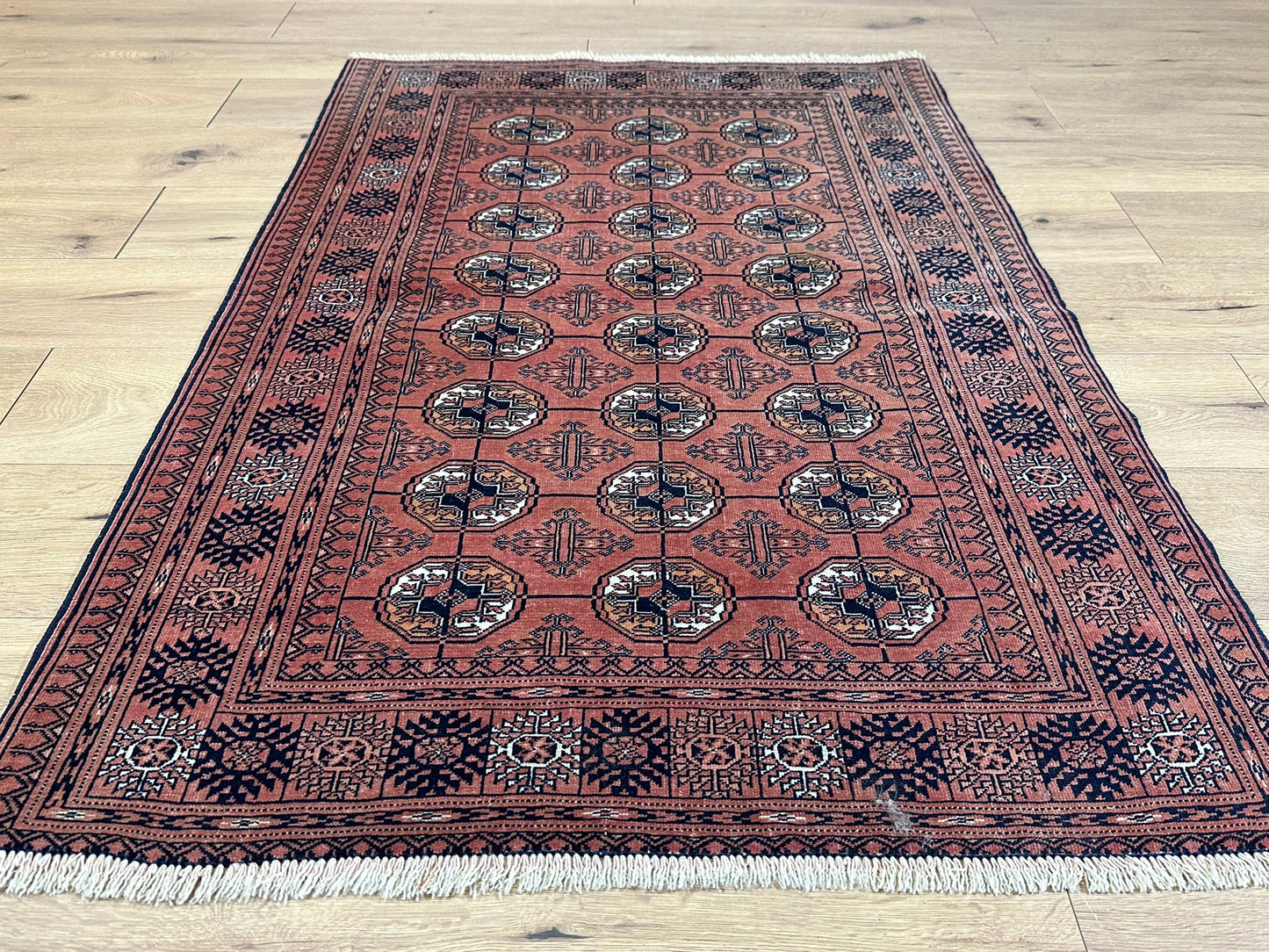 Handgeknüpfter Perserteppich Jomut Buchara – 150x100 cm Wolle