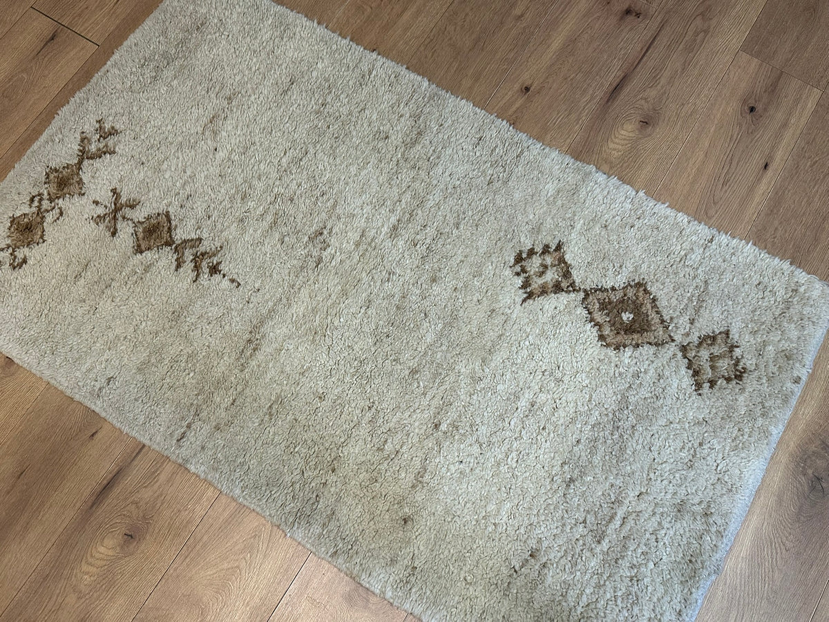 Orientteppich handgeknüpft Berber Wolle 156x90 cm
