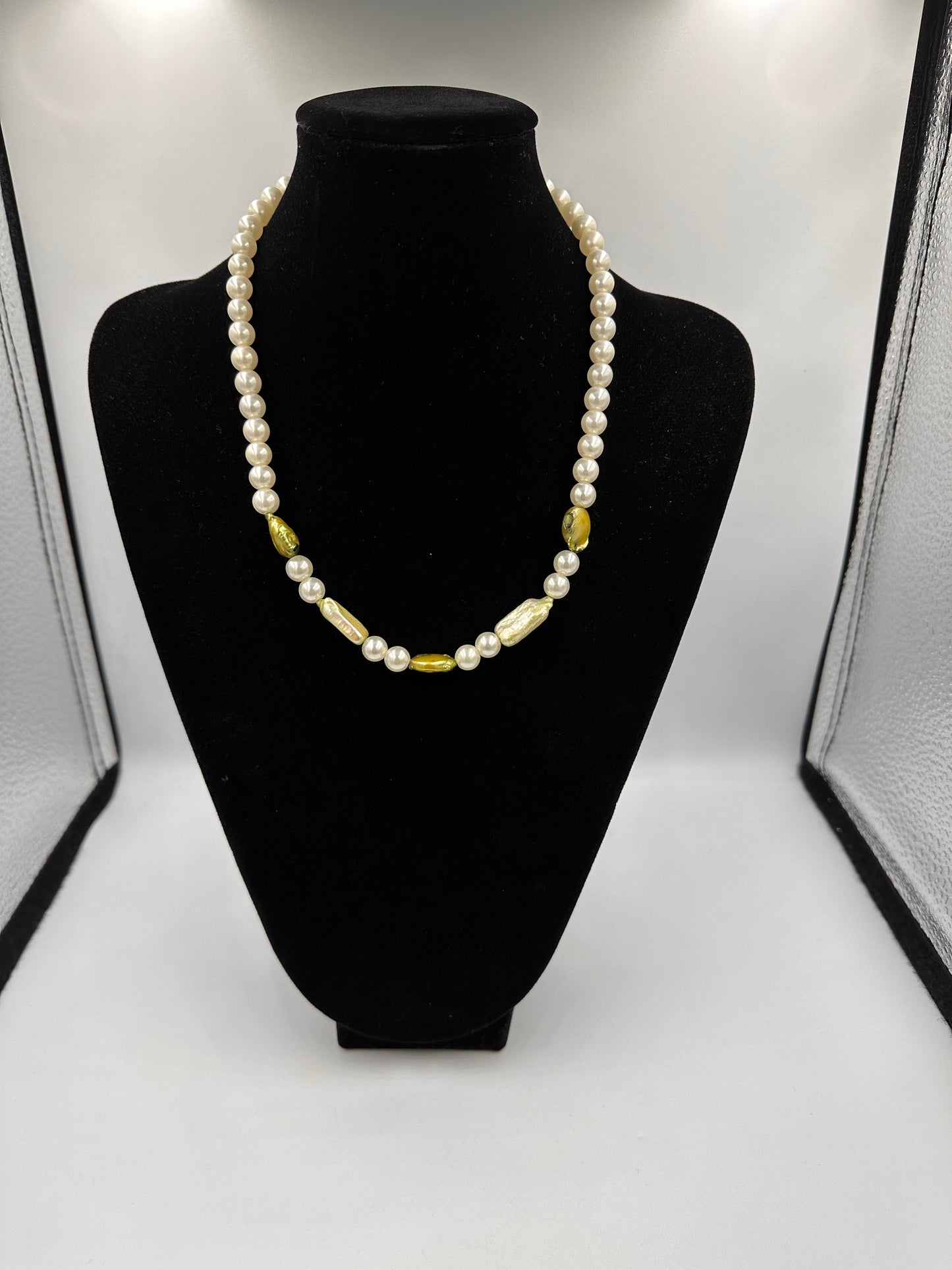 Süßwasser-Perlenkette mit Lemonquarz und 925 Silberverschluss