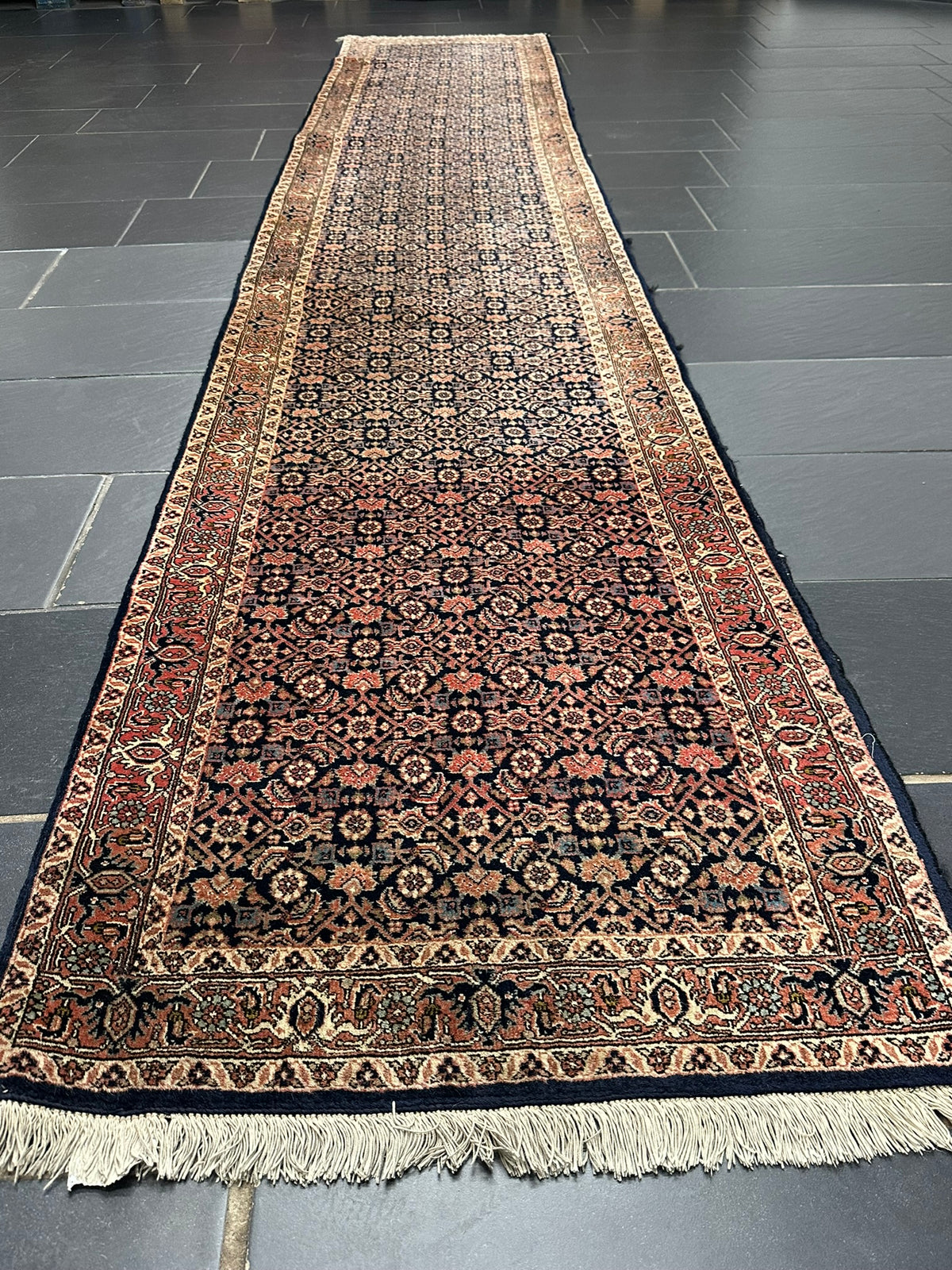 Orientteppich handgeknüpft Bidjar Läufer 400x76 cm