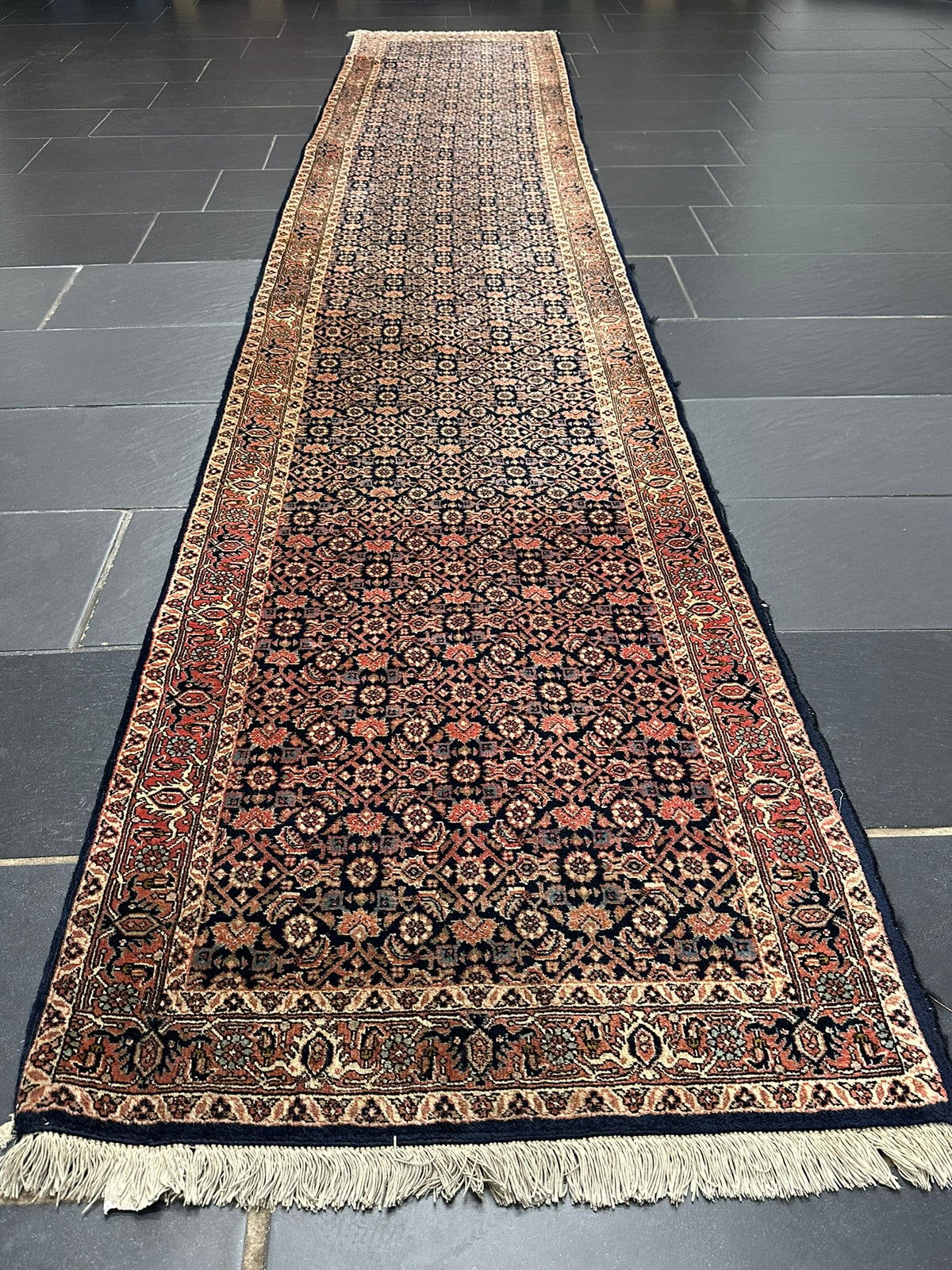 Orientteppich handgeknüpft Bidjar Läufer 400x76 cm