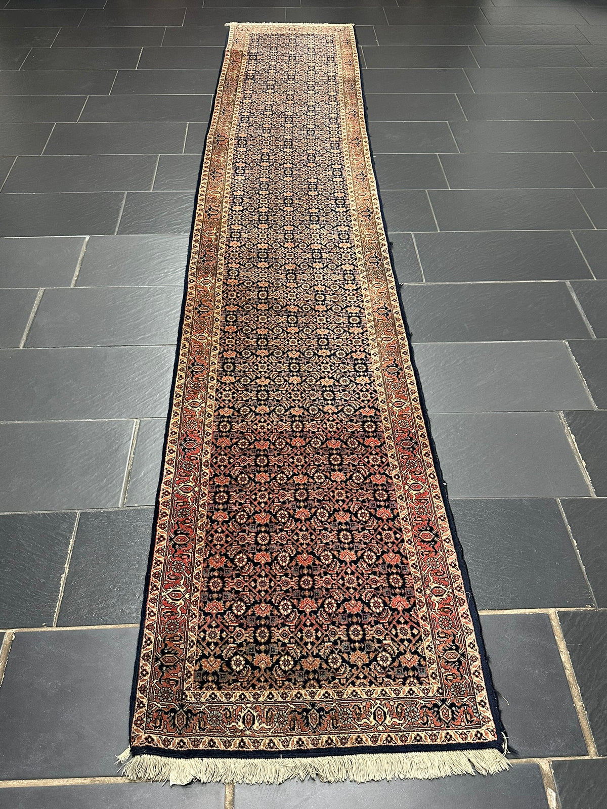 Orientteppich handgeknüpft Bidjar Läufer 400x76 cm