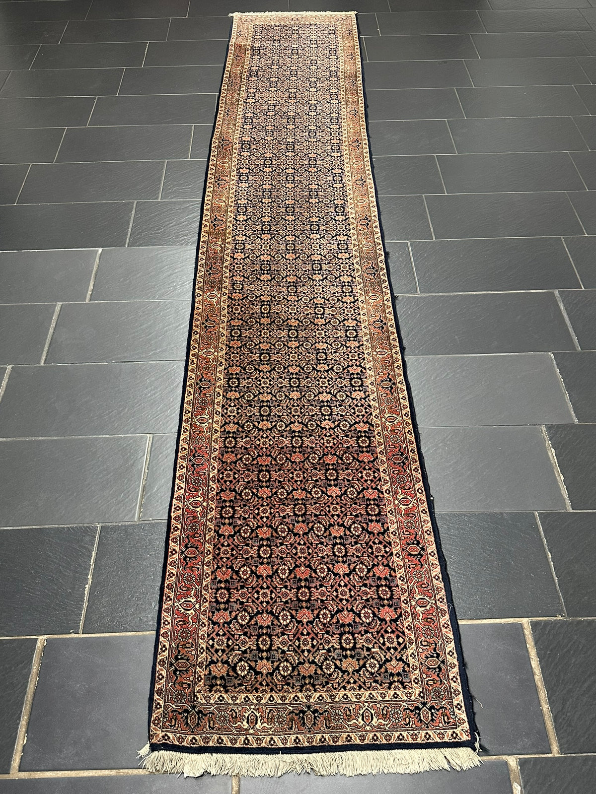 Orientteppich handgeknüpft Bidjar Läufer 400x76 cm