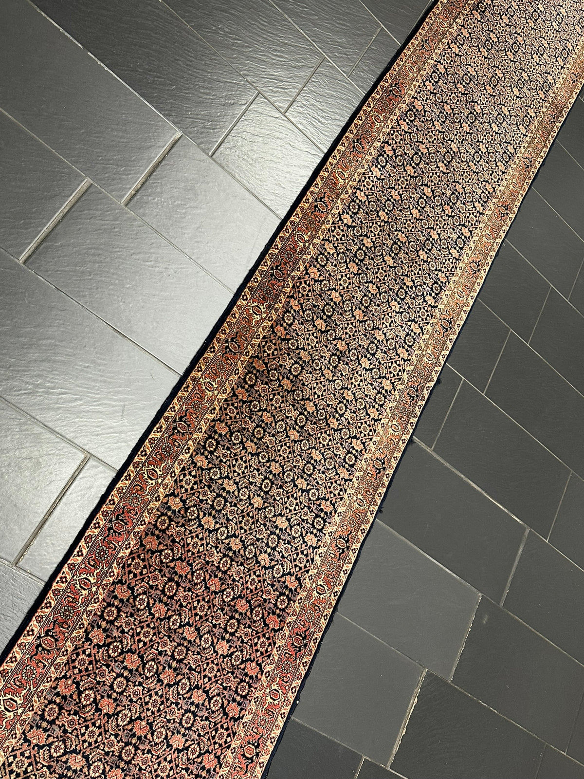 Orientteppich handgeknüpft Bidjar Läufer 400x76 cm