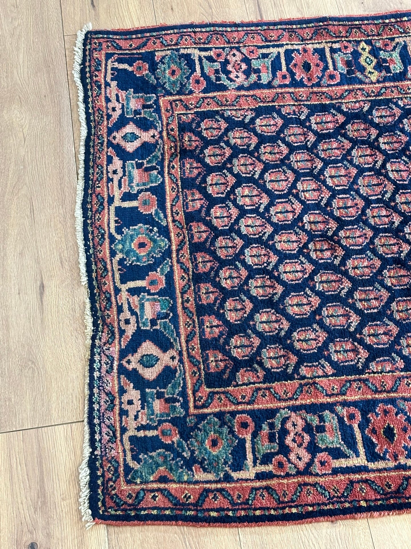 Orientteppich handgeknüpft Malayer Läufer 323x100 cm