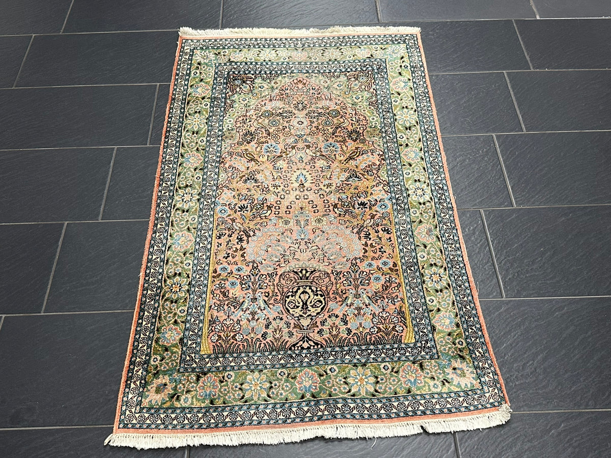 Orientteppich handgeknüpft Kaschmir Ghom Lebensbaum 150x94 cm