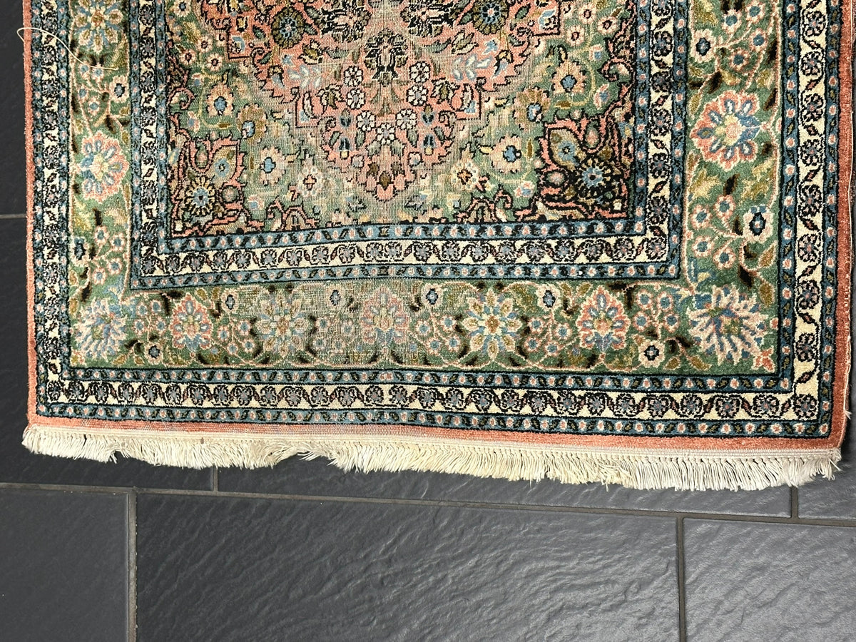 Orientteppich handgeknüpft Kaschmir Ghom Lebensbaum 150x94 cm