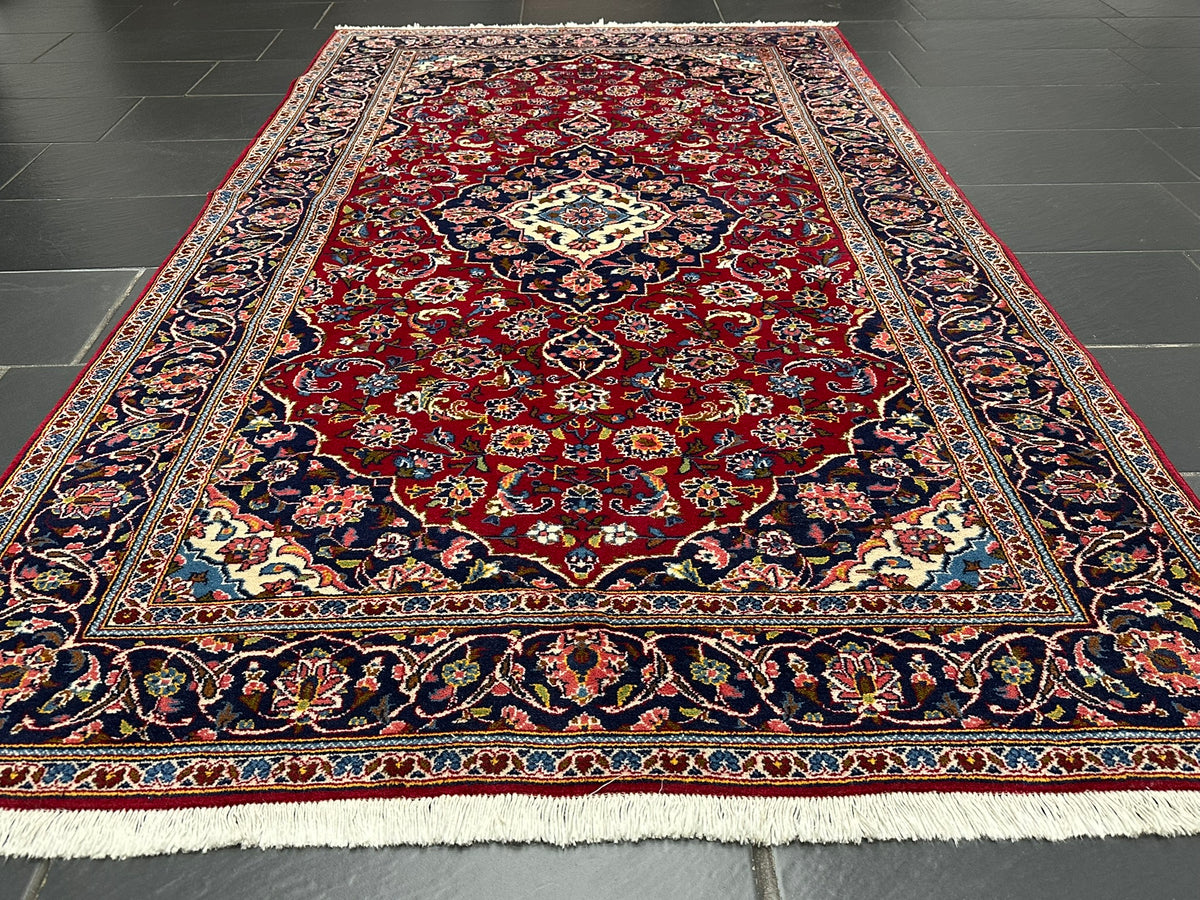 Orientteppich handgeknüpft Keschan Korkwolle 253x150 cm