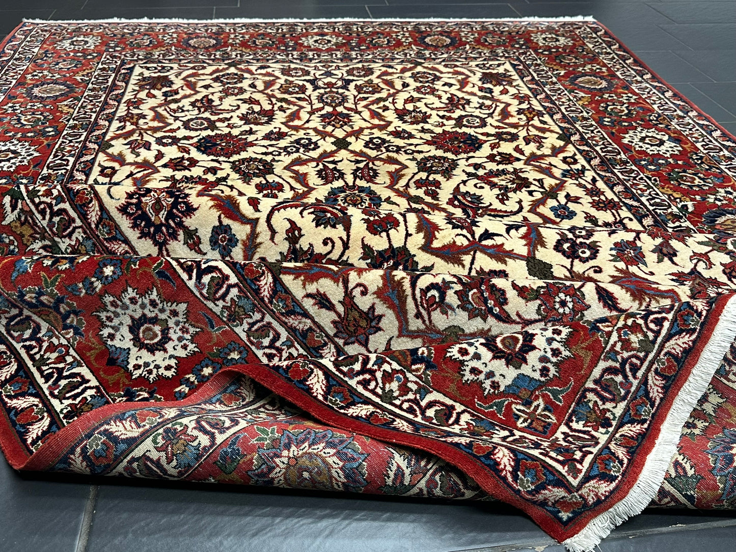 Semi AntikOrientteppich handgeknüpft Isfahan naturfarben 400x275 cm