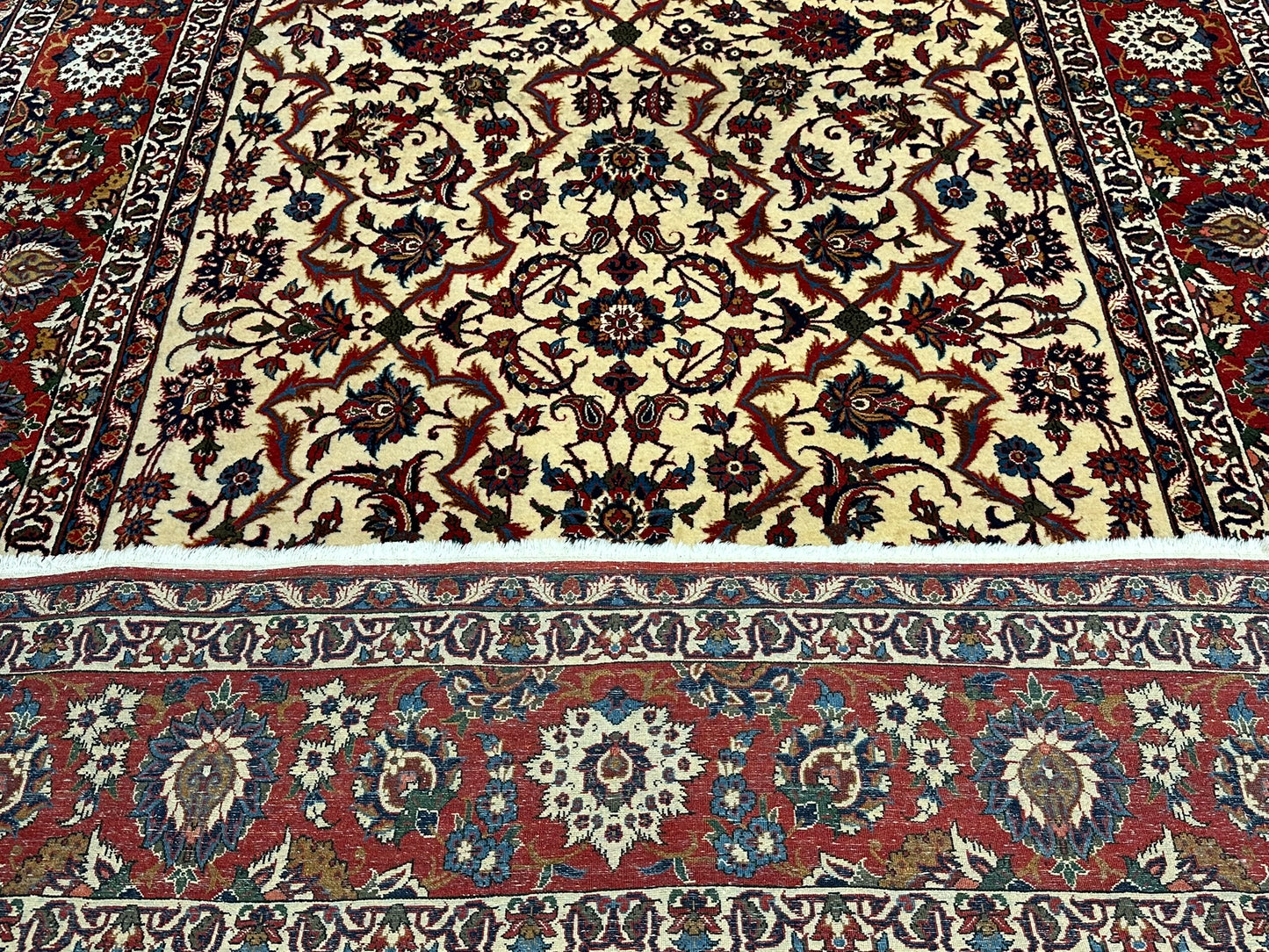 Semi AntikOrientteppich handgeknüpft Isfahan naturfarben 400x275 cm