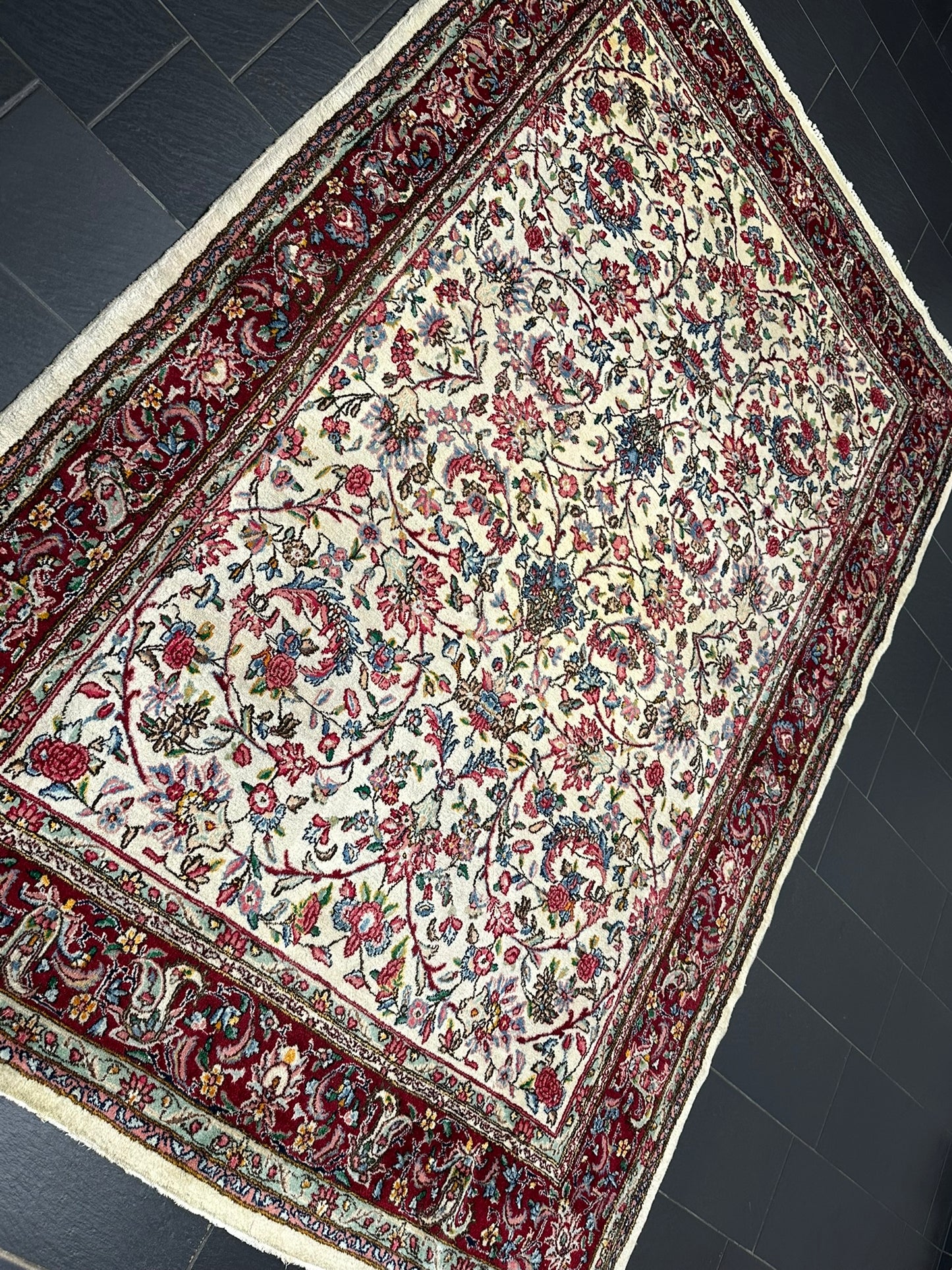 Orientteppich handgeknüpft Lawer Kirman 323x210 cm