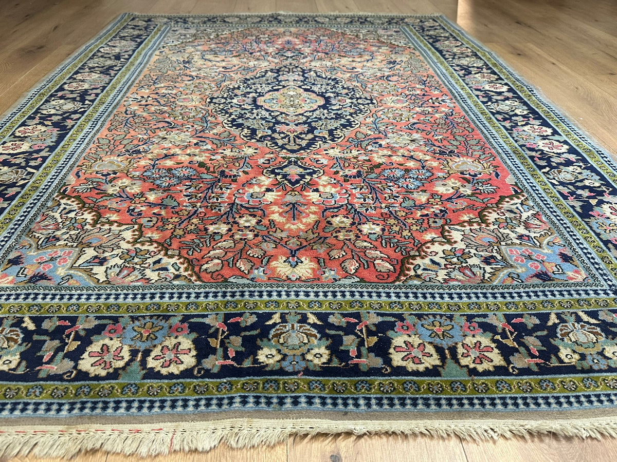 Orientteppich handgeknüpft Ghom Korkwolle fein 210x147 cm