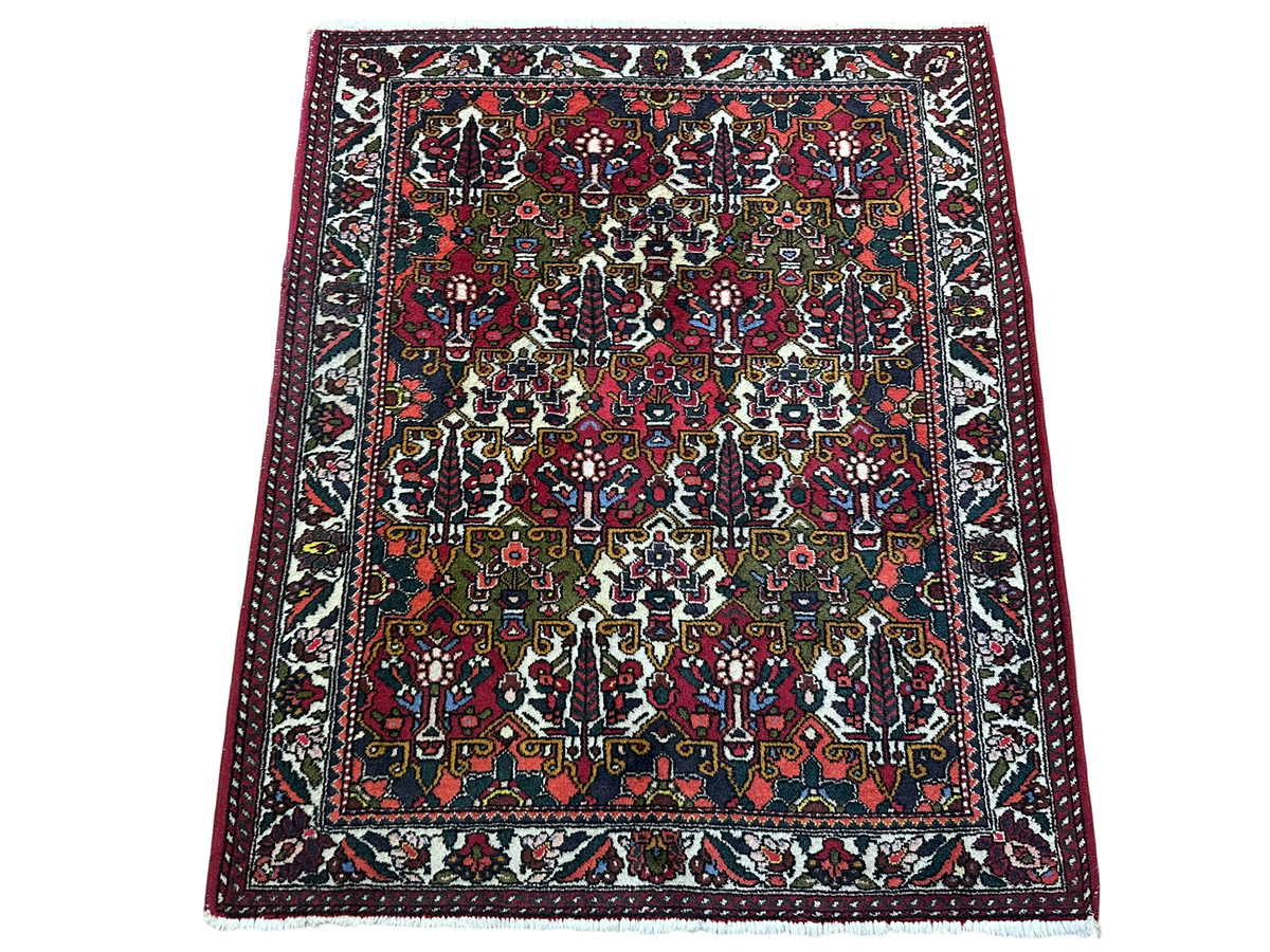 Orientteppich handgeknüpft Bachtiar Feldermotiv Naturfarben 150x118 cm