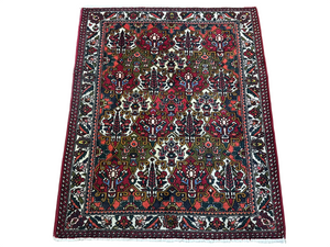 Orientteppich handgeknüpft Bachtiar Feldermotiv Naturfarben 150x118 cm