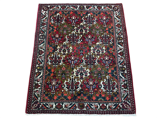 Orientteppich handgeknüpft Bachtiar Feldermotiv Naturfarben 150x118 cm