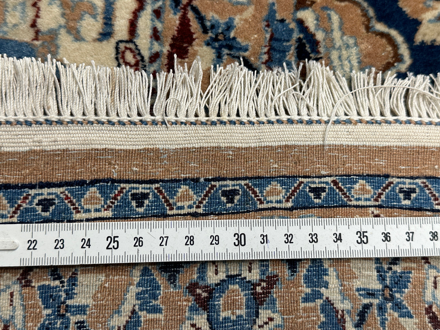 Handgeknüpfter Perserteppich Nain mit Kork auf Seide  275x160cm