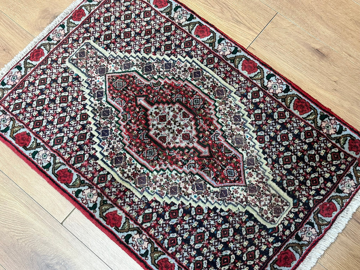Orientteppich handgeknüpft Senneh Bidjar Wolle 110x74 cm