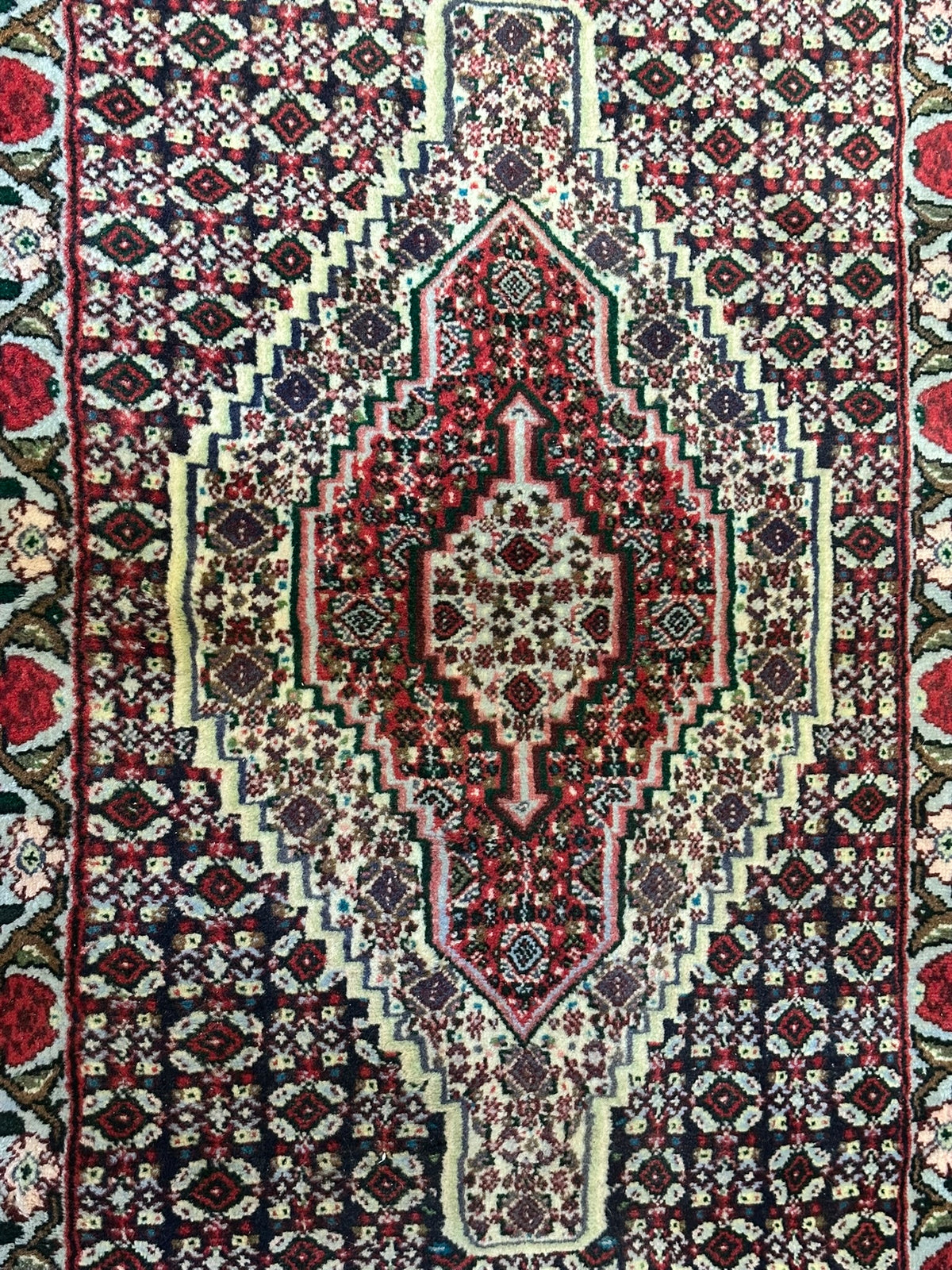 Orientteppich handgeknüpft Senneh Bidjar Wolle 110x74 cm