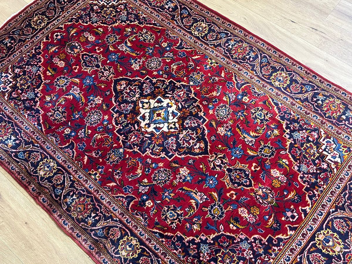 Orientteppich handgeknüpft Keschan Korkwolle 224x140 cm