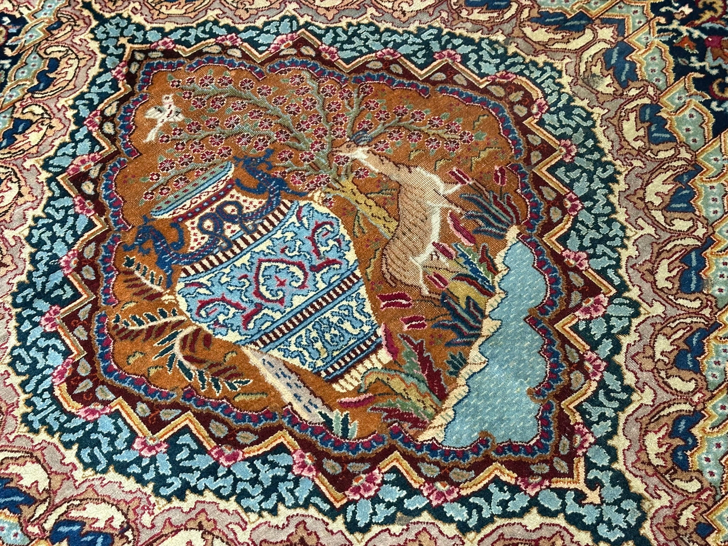 Orientteppich handgeknüpft Bilder Vasen  Kaschmar Unikat 390x295 cm
