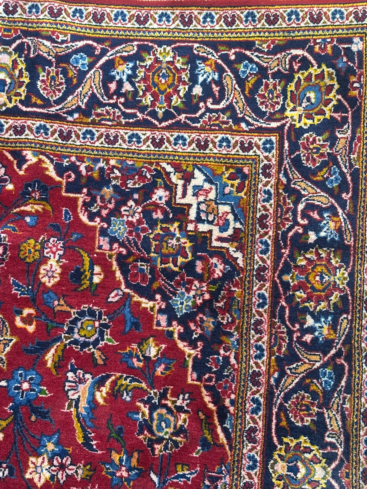 Orientteppich handgeknüpft Keschan Korkwolle 224x140 cm